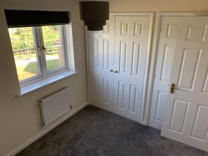Bedroom- click for photo gallery